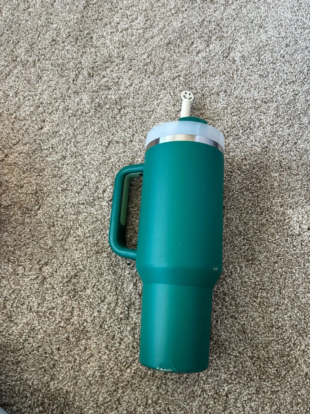 Stanley Green Travel Mug with Handle and Clear Lid - Picture 3 of 4